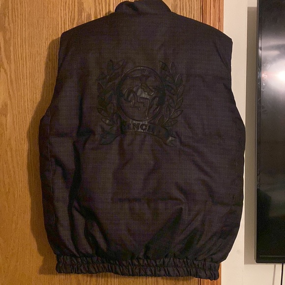 Cinch down vest - Picture 2 of 8